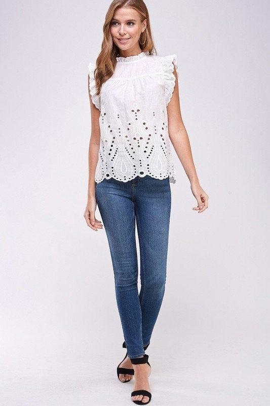 CROCHET AND LACE RUFFLED TOP