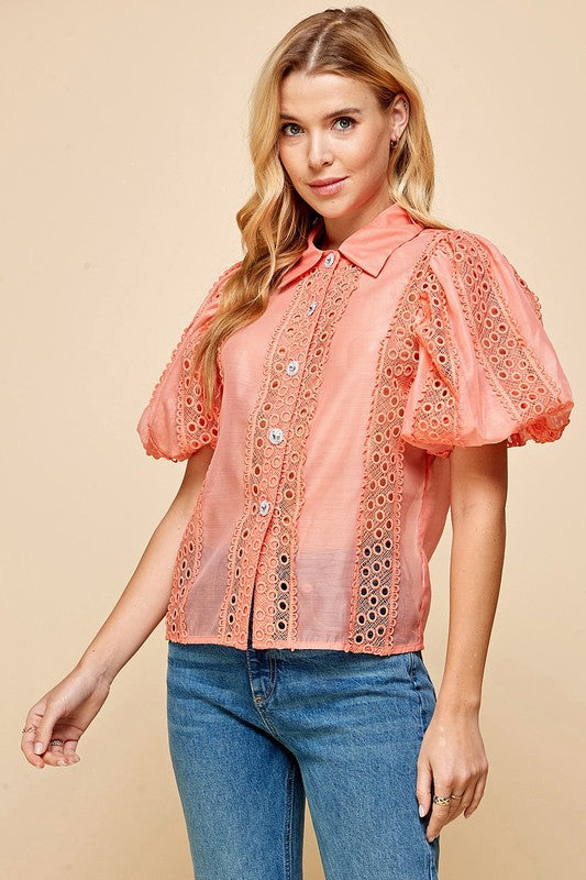 EMBROIDERY PUFFED SLEEVES BLOUSE