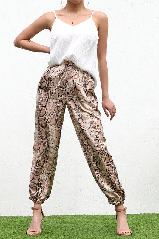 PRINTED PANT AND WOVEN TOP SET