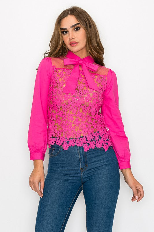 LACE TOP WITH COLLAR BOW