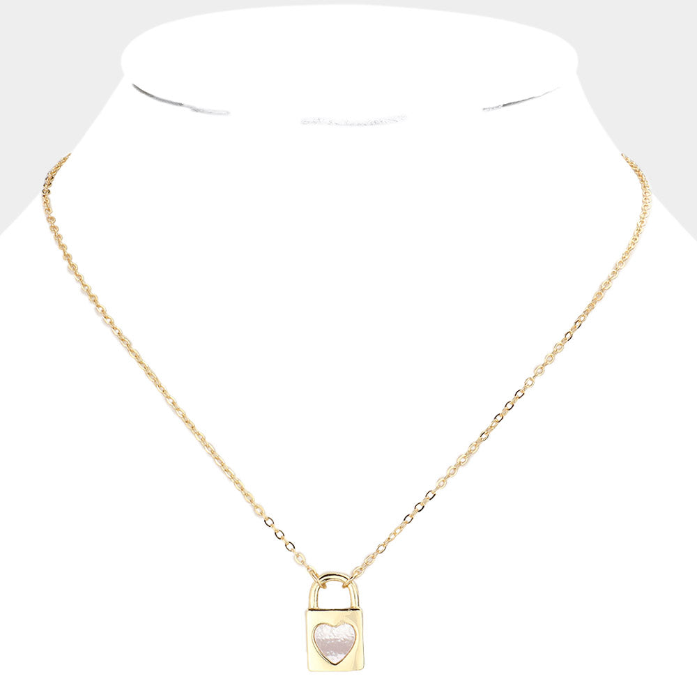 HEART LOCK PENDANT NECKLACE