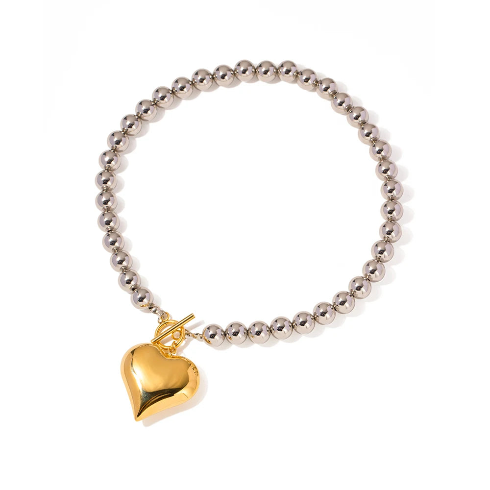 BEAD OVERSIZED HEART NECKLACE