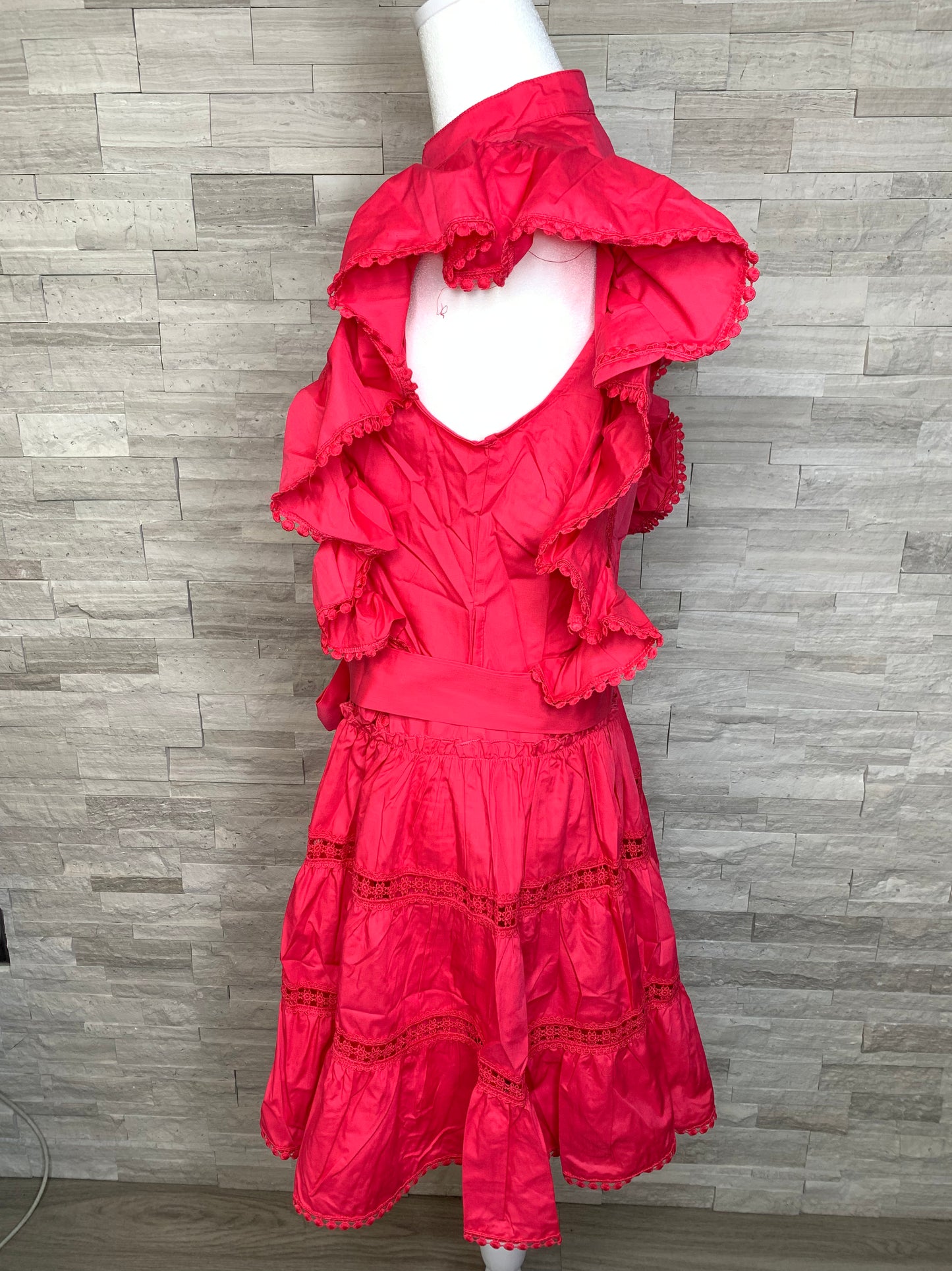 BUTTON DOWN HOLLOW OUT SHORT DRESS