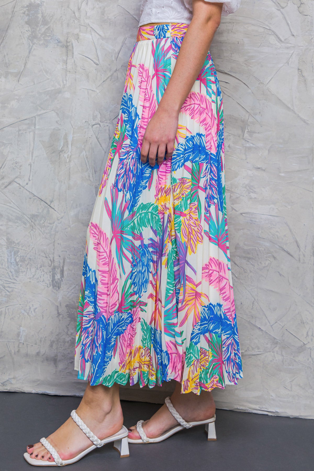 TWO PIECE PRINTED TOP & MAXI SKIRT