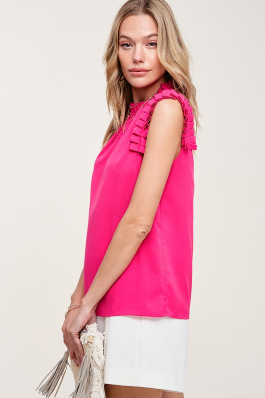 RUFFLE SLEVELESS TOP