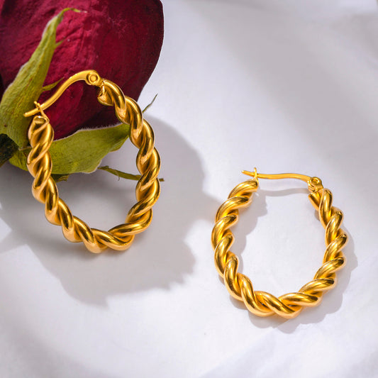 OVAL TWISTED HOOPS