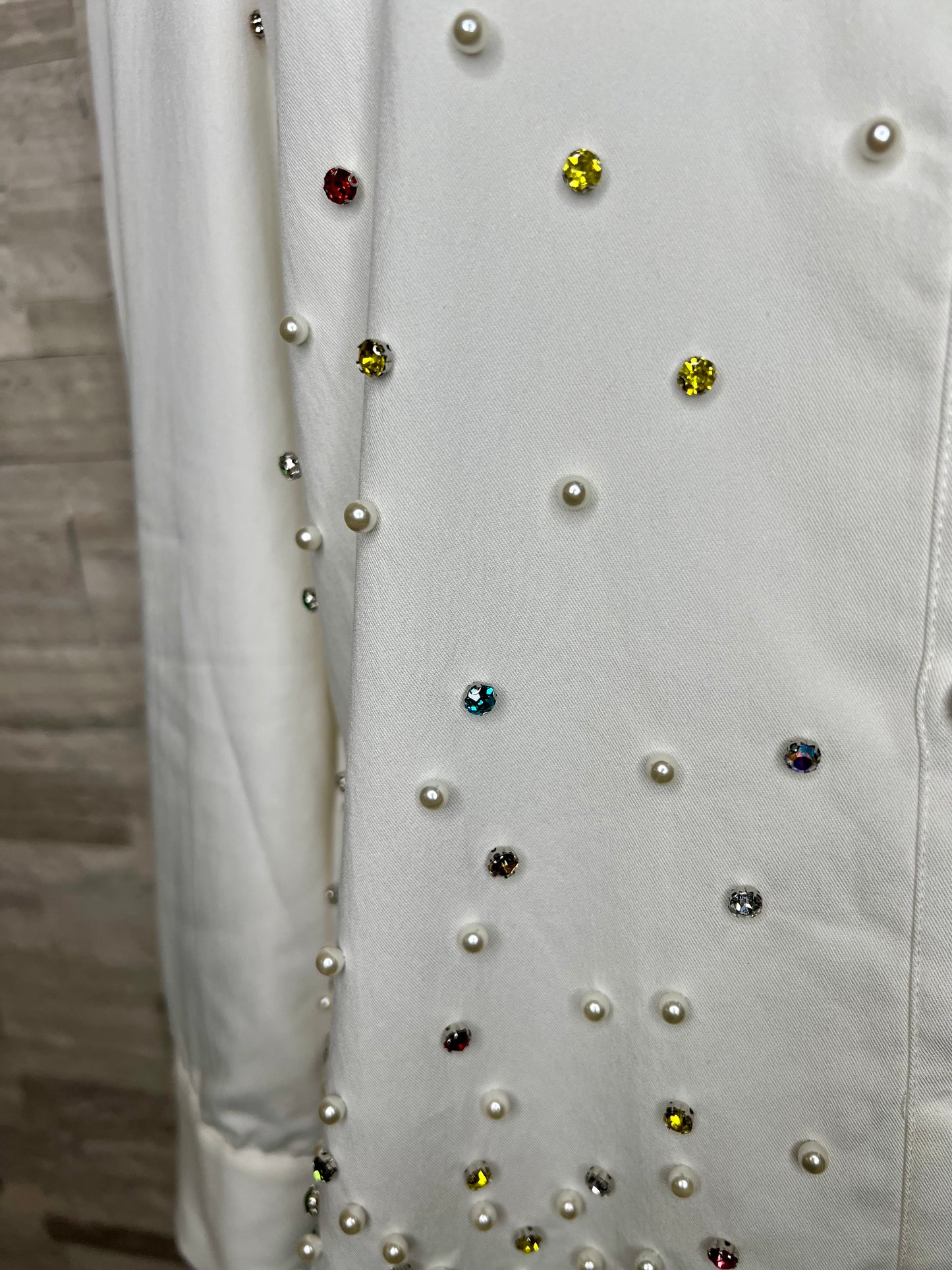 EMBELLISHED BUTTON DOWN BLOUSE