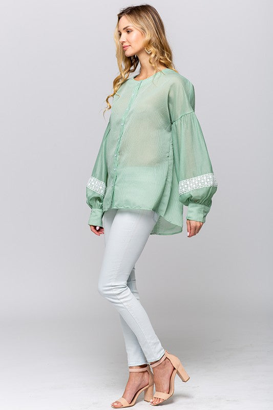 OVERSIZED LACE TUNIC