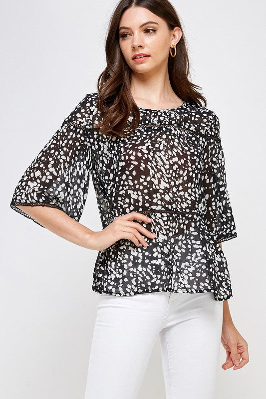 LEOPARD PRINT WIDE SLEEVE TOP