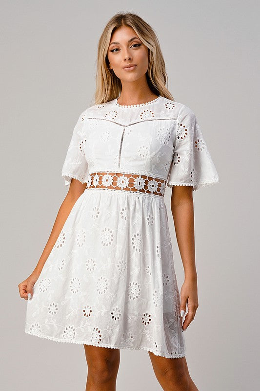 EYELET SHORT DRESS