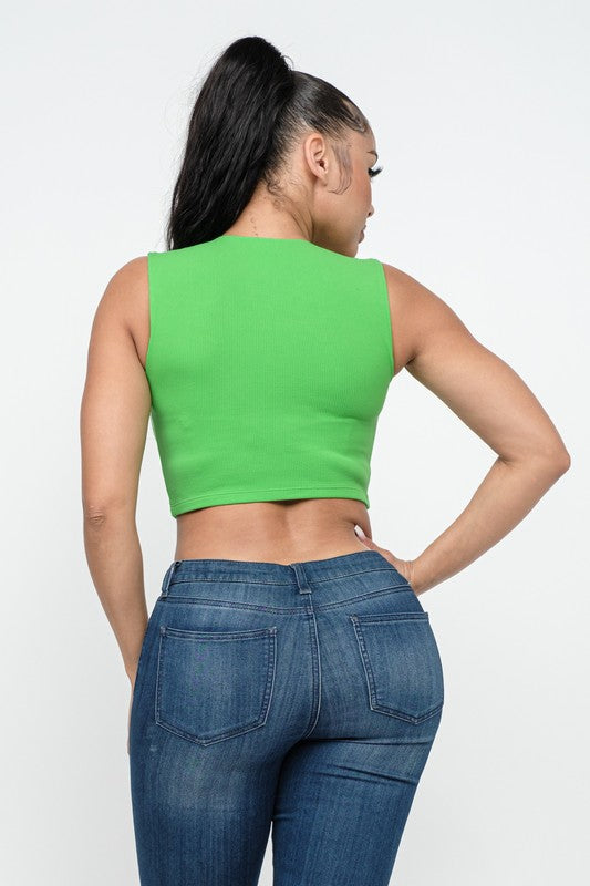 CUT OUT CROP BASIC TOP