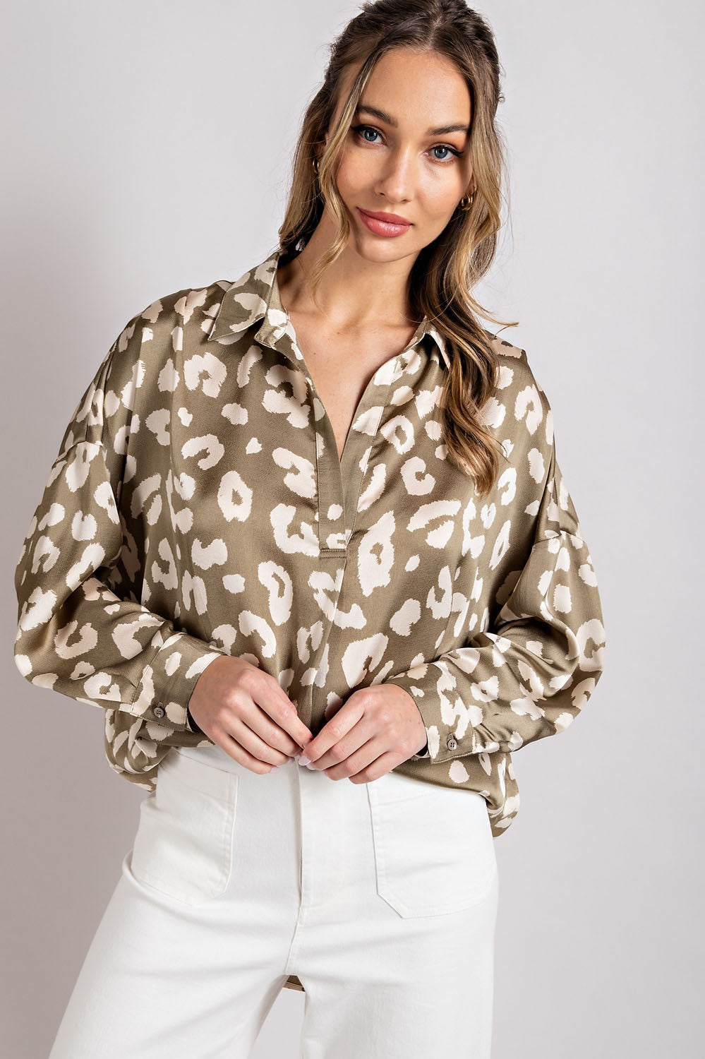 LEOPARD V NECK SHIRT