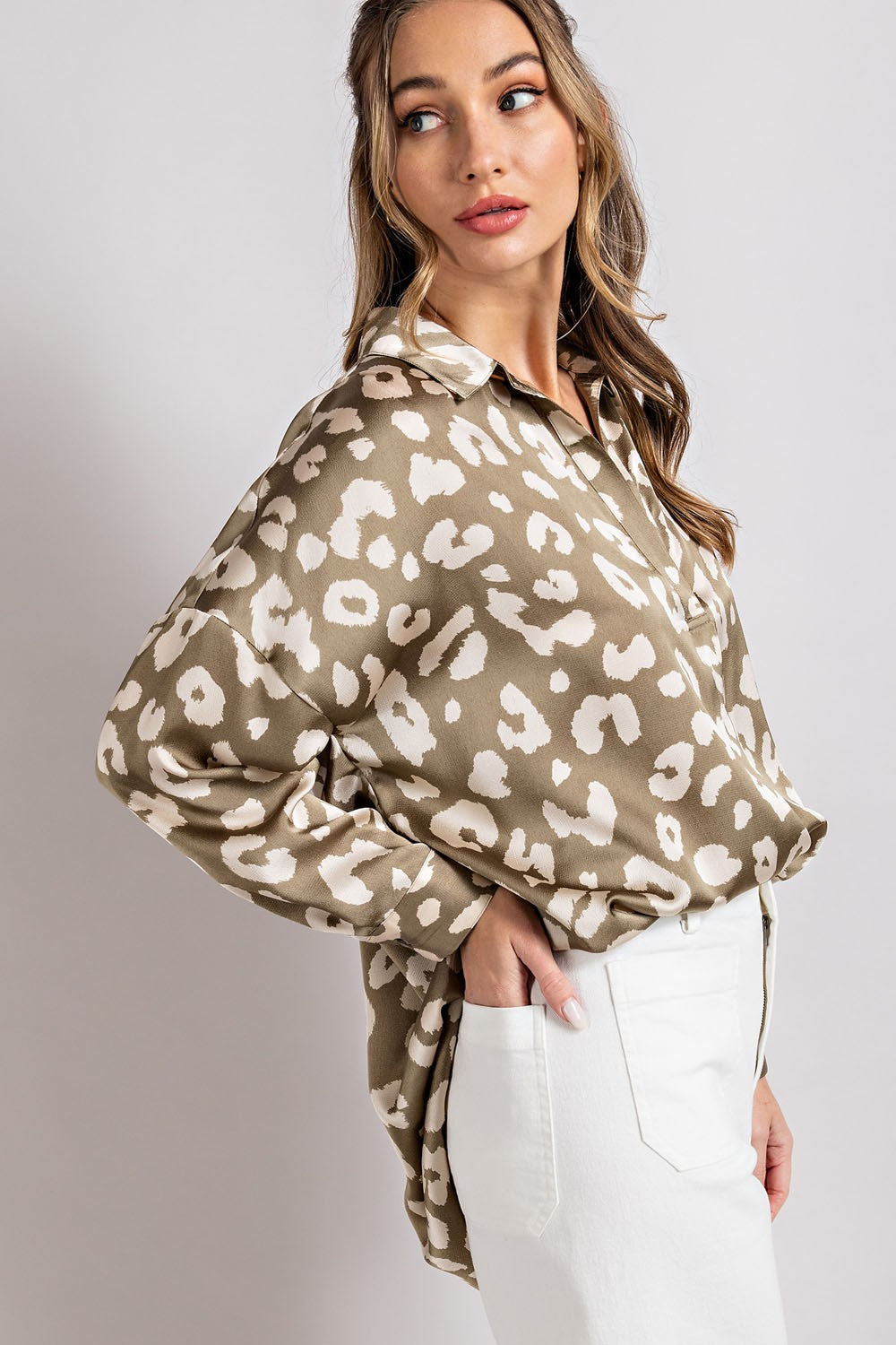 LEOPARD V NECK SHIRT