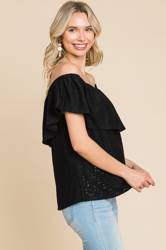 OFF SHOULDER RUFFLE EYELET TOP