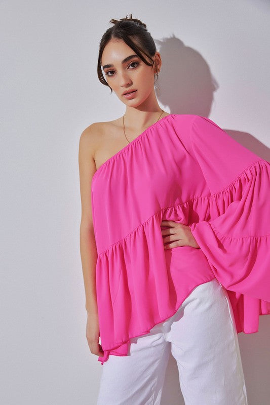 ONE SHOULDER SHIRRED TOP