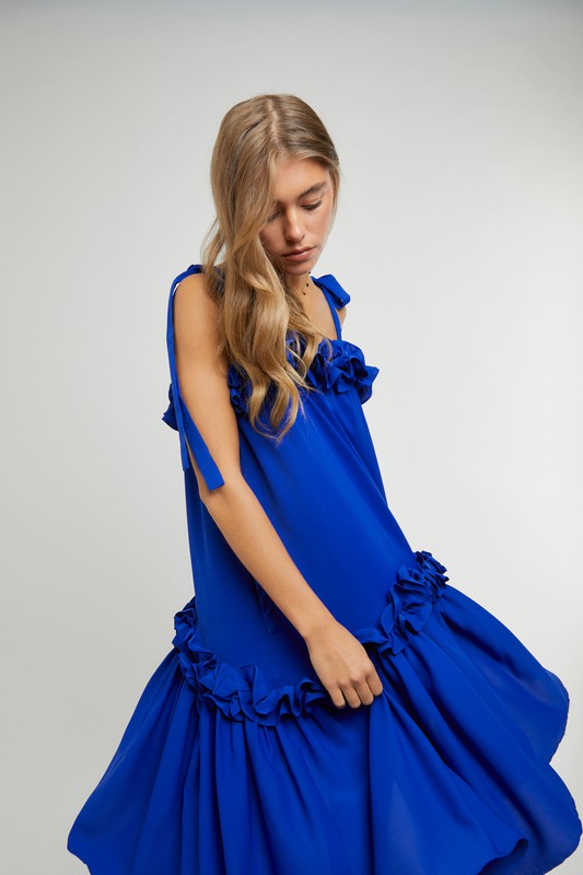 RUFFLED HEM TIE STRAP MIDI DRESS