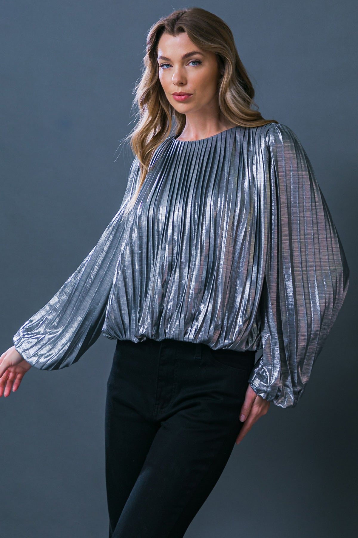 FOILED SILVER PLEATED TOP