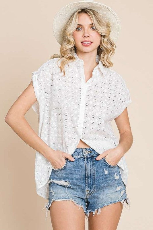 DROP SHOULDER BUTTON DOWN EYELET TOP