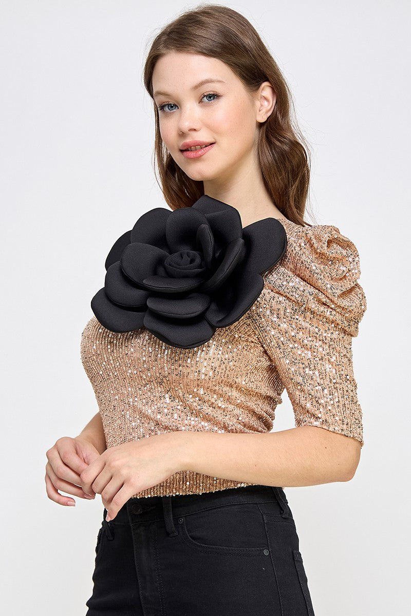 ONE SHOULDER  BIG FLOWER SEQUIN TOP