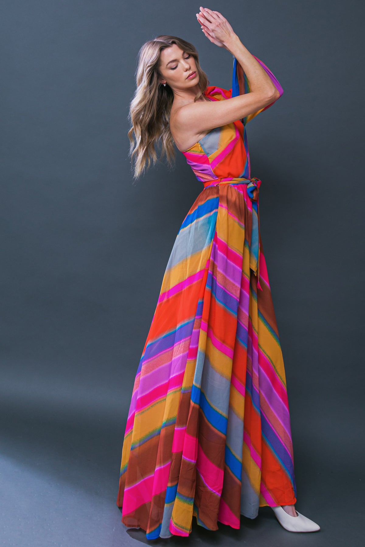 ONE SHOULDER STRIPES MAXI DRESS