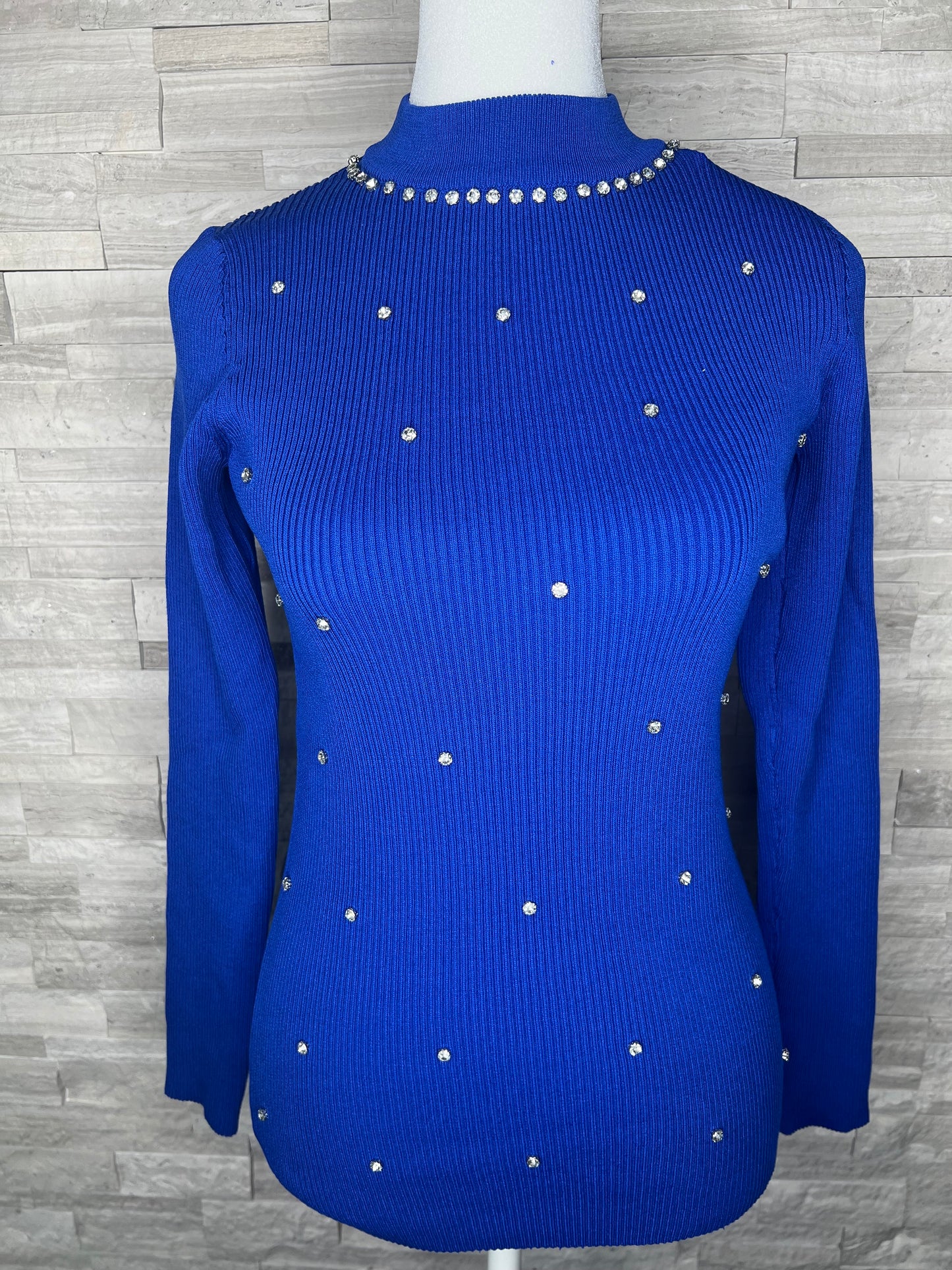 RIBBED KNIT RHINESTONE SWEATER