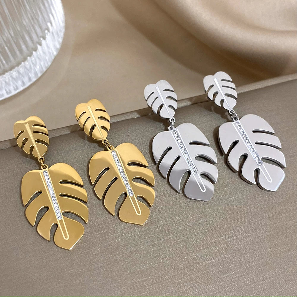 LEAFSHAPE STAINLESS STEEL EARRINGS