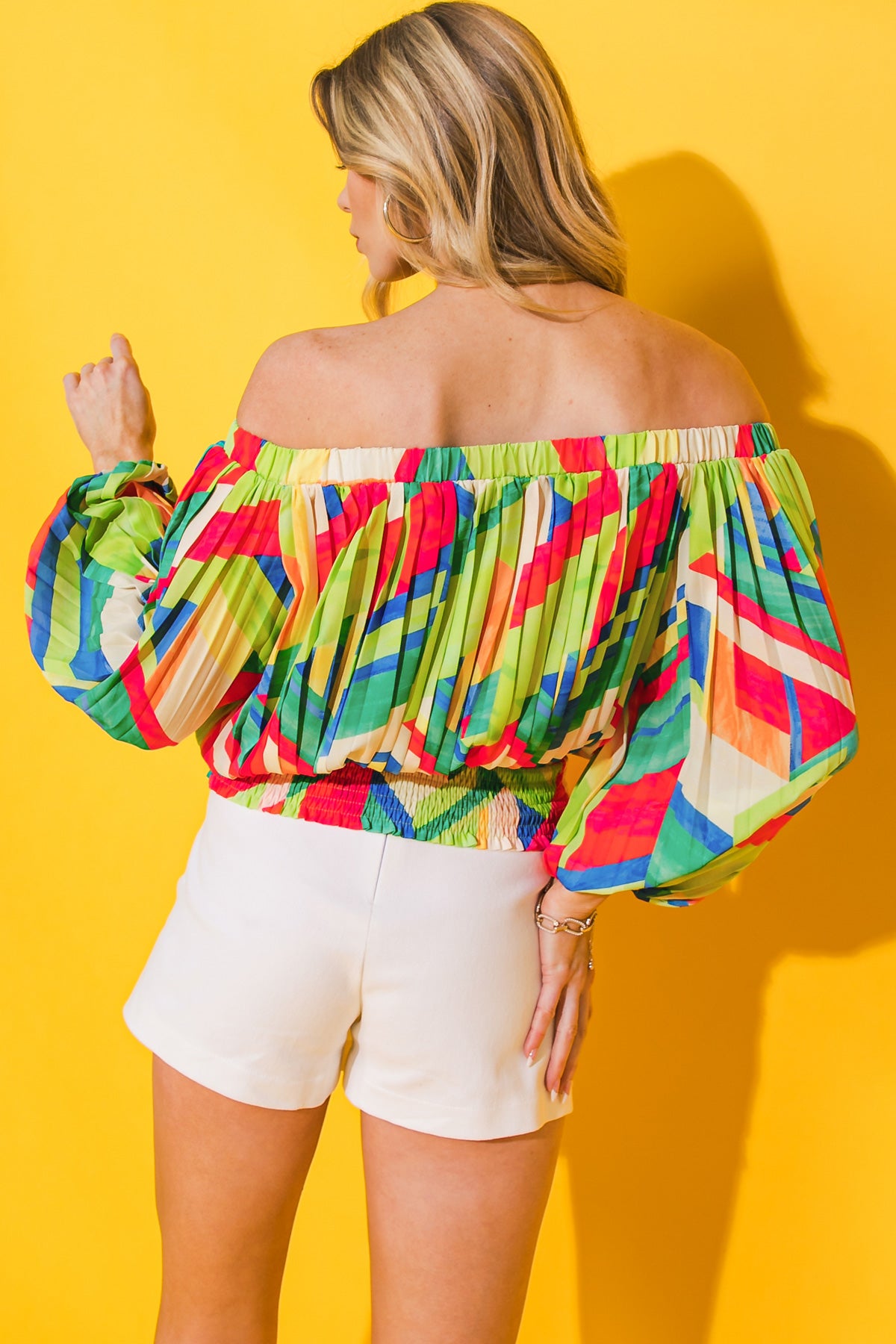 OFF SHOULDER PLEATED BLOUSE