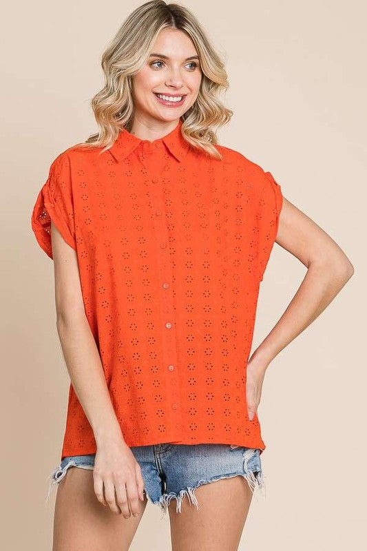 DROP SHOULDER BUTTON DOWN EYELET TOP