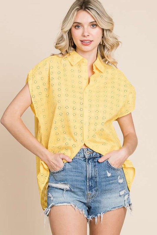 DROP SHOULDER BUTTON DOWN EYELET TOP