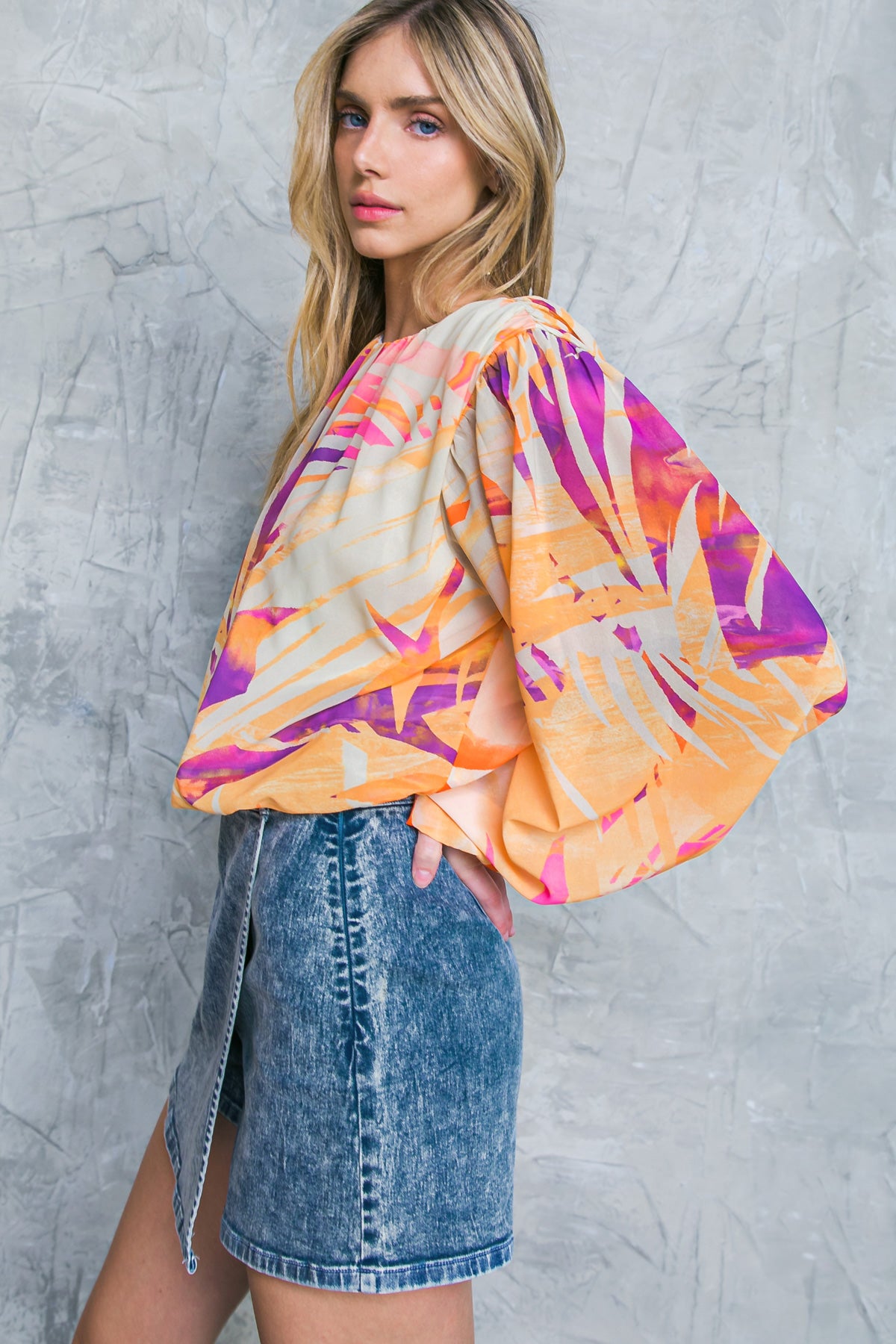 MULTI COLOR PALM PRINT BLOUSE