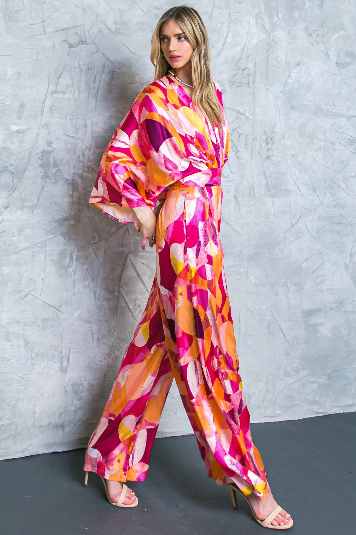 PRINTED V NECK JUMPSUIT