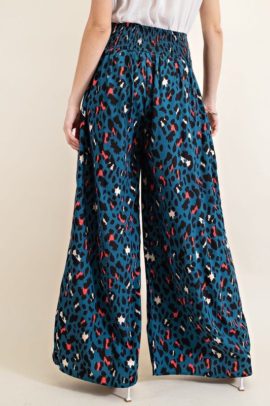 WIDE LEG ANIMAL PRINT PANTS