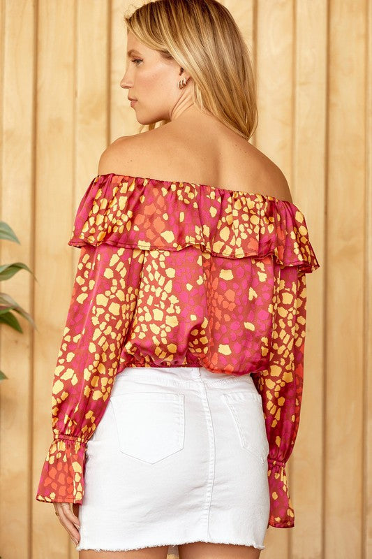 OFF SHOULDER SATIN PRINTED TOP