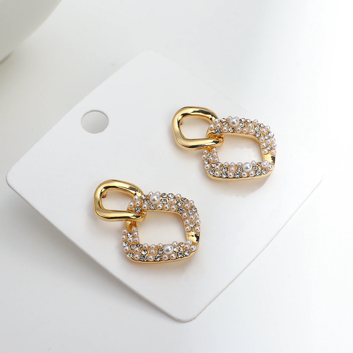 RHINESTONES & PEARLS EARRINGS