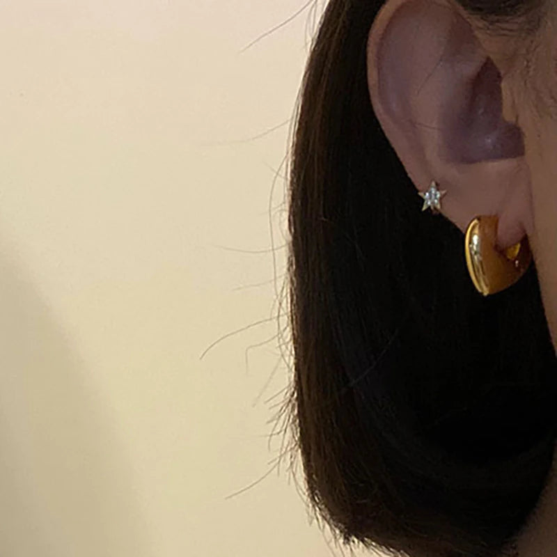 HEARTSHAPE HOOP EARRINGS