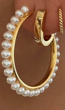 PEARLS HOOP STUD EARRINGS