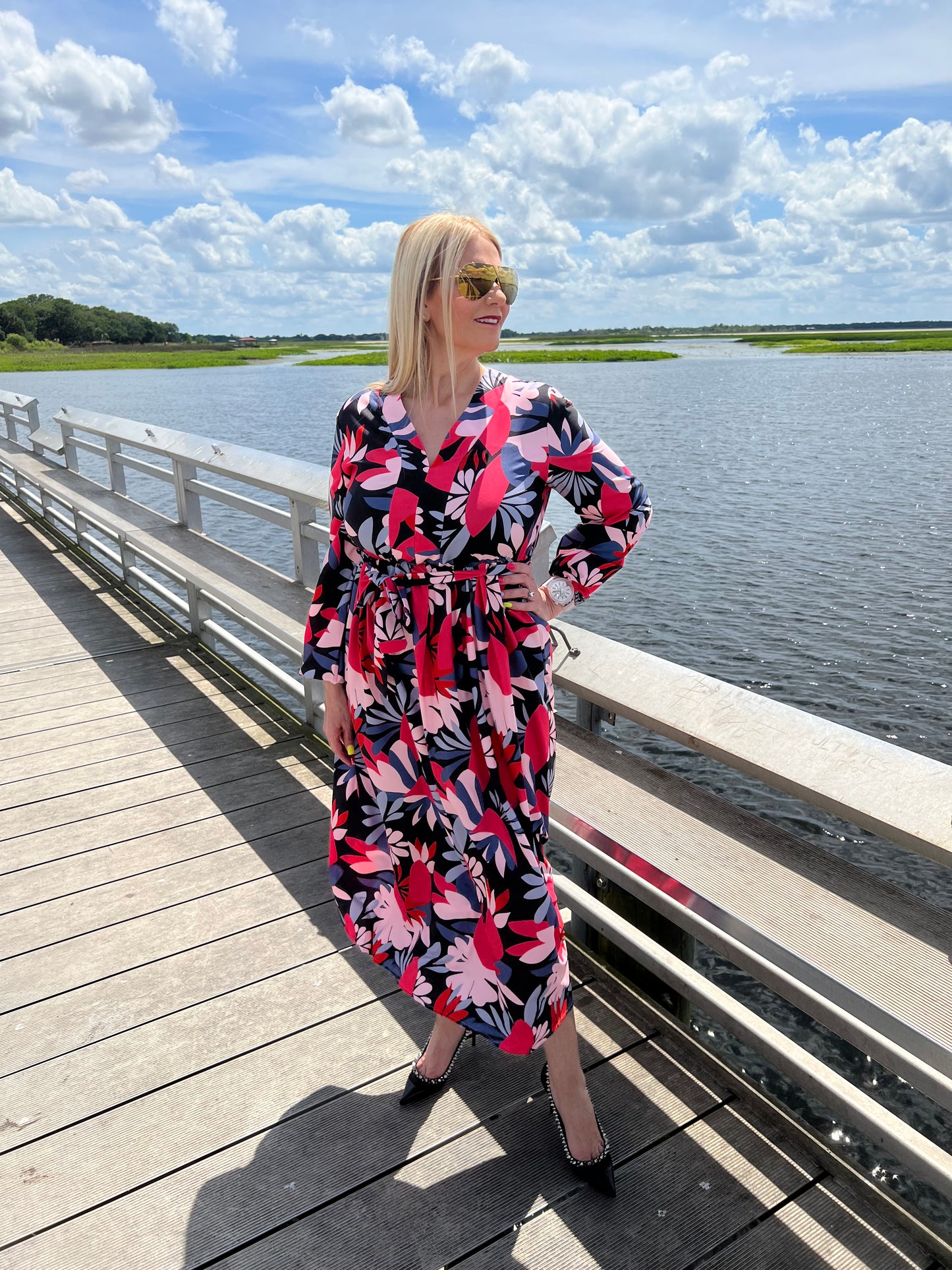 FLORAL PRINT LONG SLEEVE BELTED DRESS